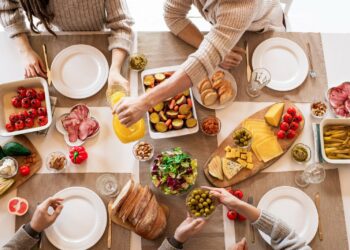 Top 9 Trends You Can Breathe Easy About In The Food Market Of 2022?