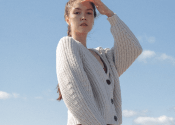How To Wear A Cardigan: 5 Simple Ways To Style This Trendy Article Of Clothing