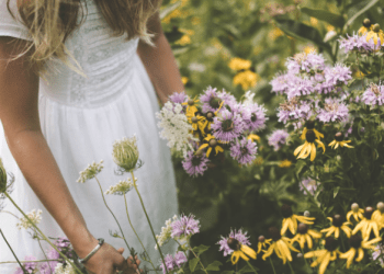 How To Dress For Fall In Style With A Beautiful Floral Dress