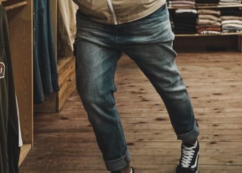 From Office to Night Out: Versatile Men’s Fashion Choices